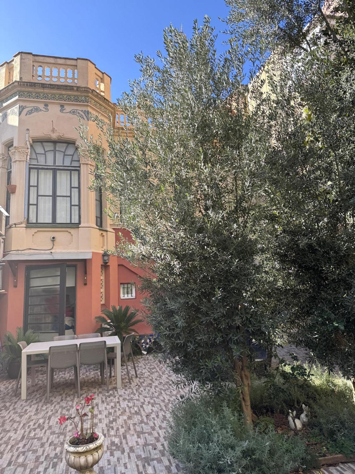 Villa Modernista Barcelona Exteriör bild